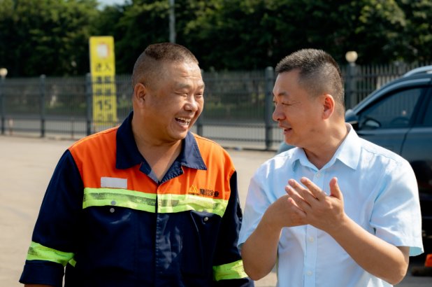 1689382173733586.png 参赛选手们不惧酷暑